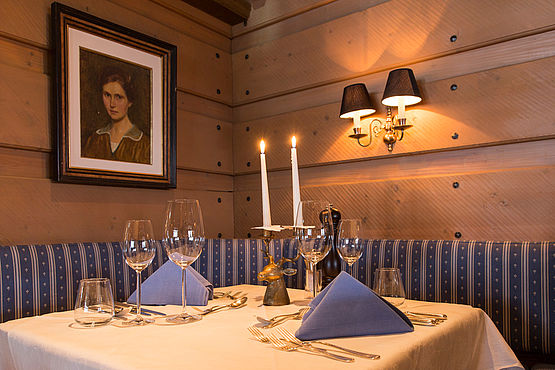 Candlelight Dinner in der Romantikstube im Skihotel Bergwelt in den Ötztaler Alpen